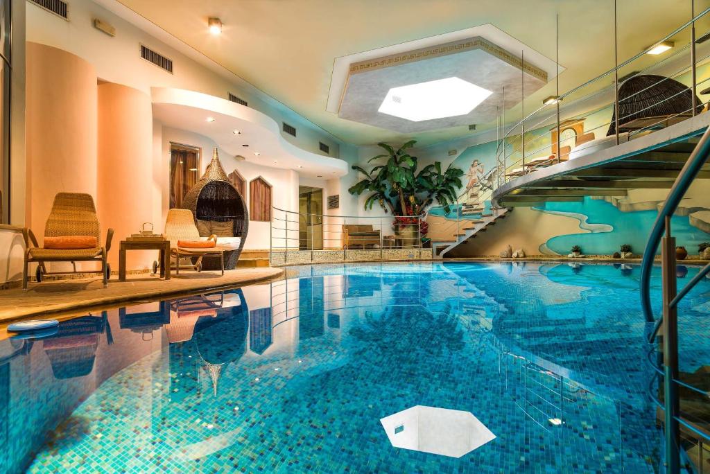 Marcialonga Programme and Hotel